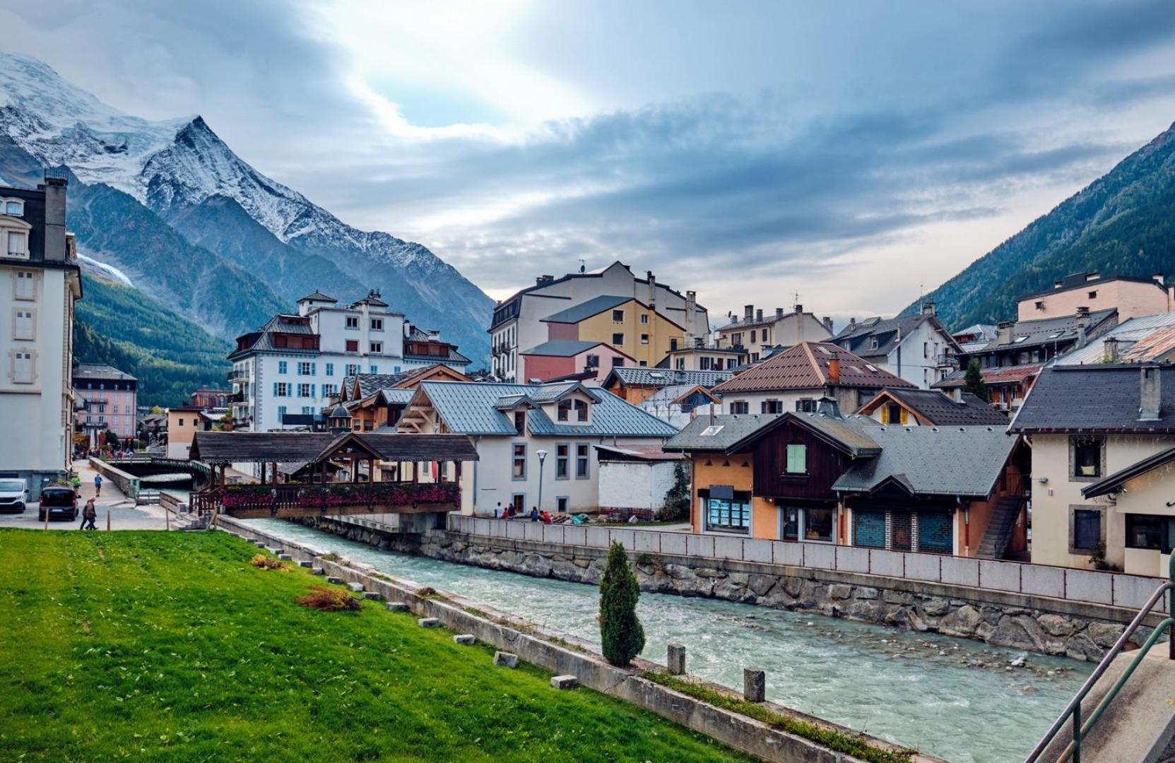 Apartment Blanc Neige 2 - Centre De Chamonix ภายนอก รูปภาพ