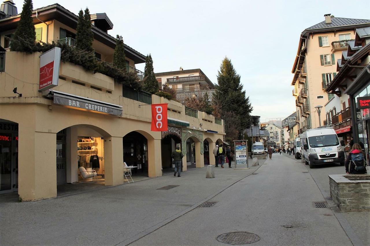 Apartment Blanc Neige 2 - Centre De Chamonix ภายนอก รูปภาพ